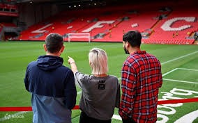 复仇之战一触即发：湖人VS公牛，谁能主宰赛场？